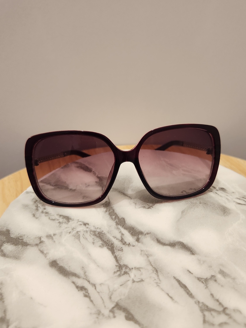 Women's Oversized Purple Gradient Stylish Sunglasses